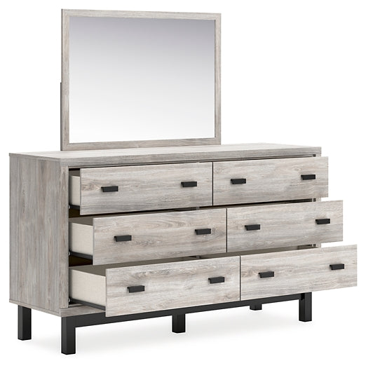 Vessalli Queen Panel Headboard with Mirrored Dresser and 2 Nightstands